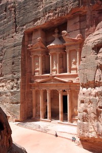 Paf !, quand tu arrives au bout de la gorge du Siq, tu prends ça dans la tronche...